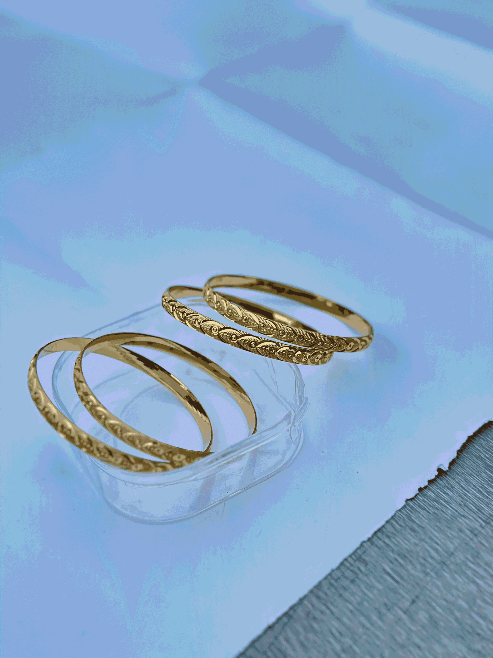 Stainless Steel Diamond-Cut Choorian Set of 4 Stainless Steel Diamond-Cut Choorian, set of 4 gold-tone bangles